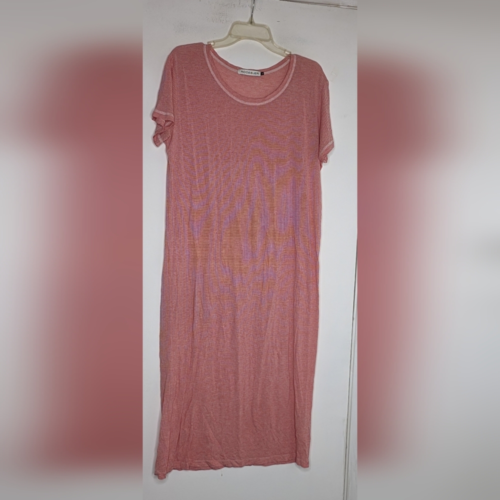 Rodebjer Kebe Dress T-shirt Midi Dress in Striped Red